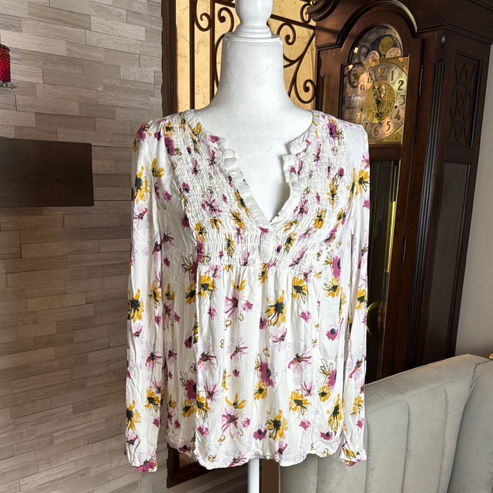 Floral Blouse with Ruffle Detail
